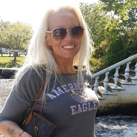 Meet your Posher, Tara - Picture 9 of 15